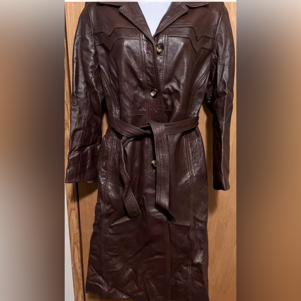 Vintage 1970’s Women’s Brown Leather Jacket  Size 10 By Kirks Suede Life